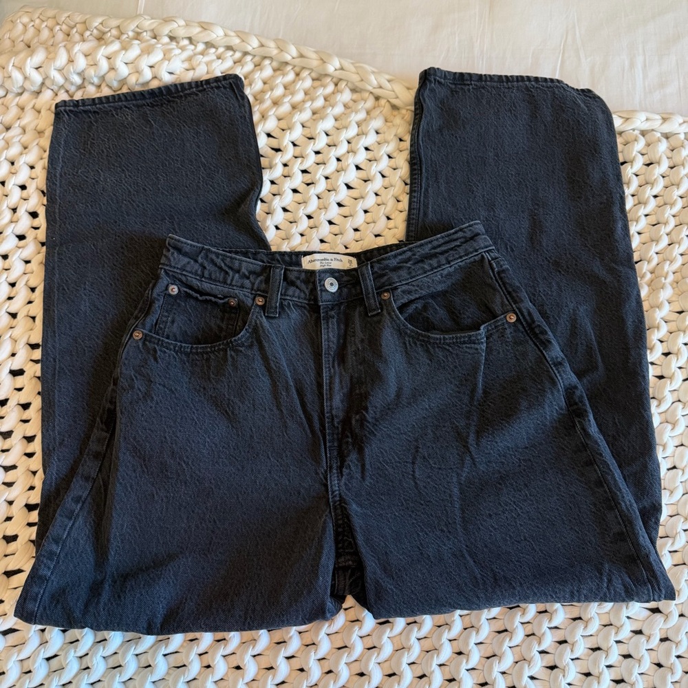 Abercrombie Loose Jean Curve Love 26 short